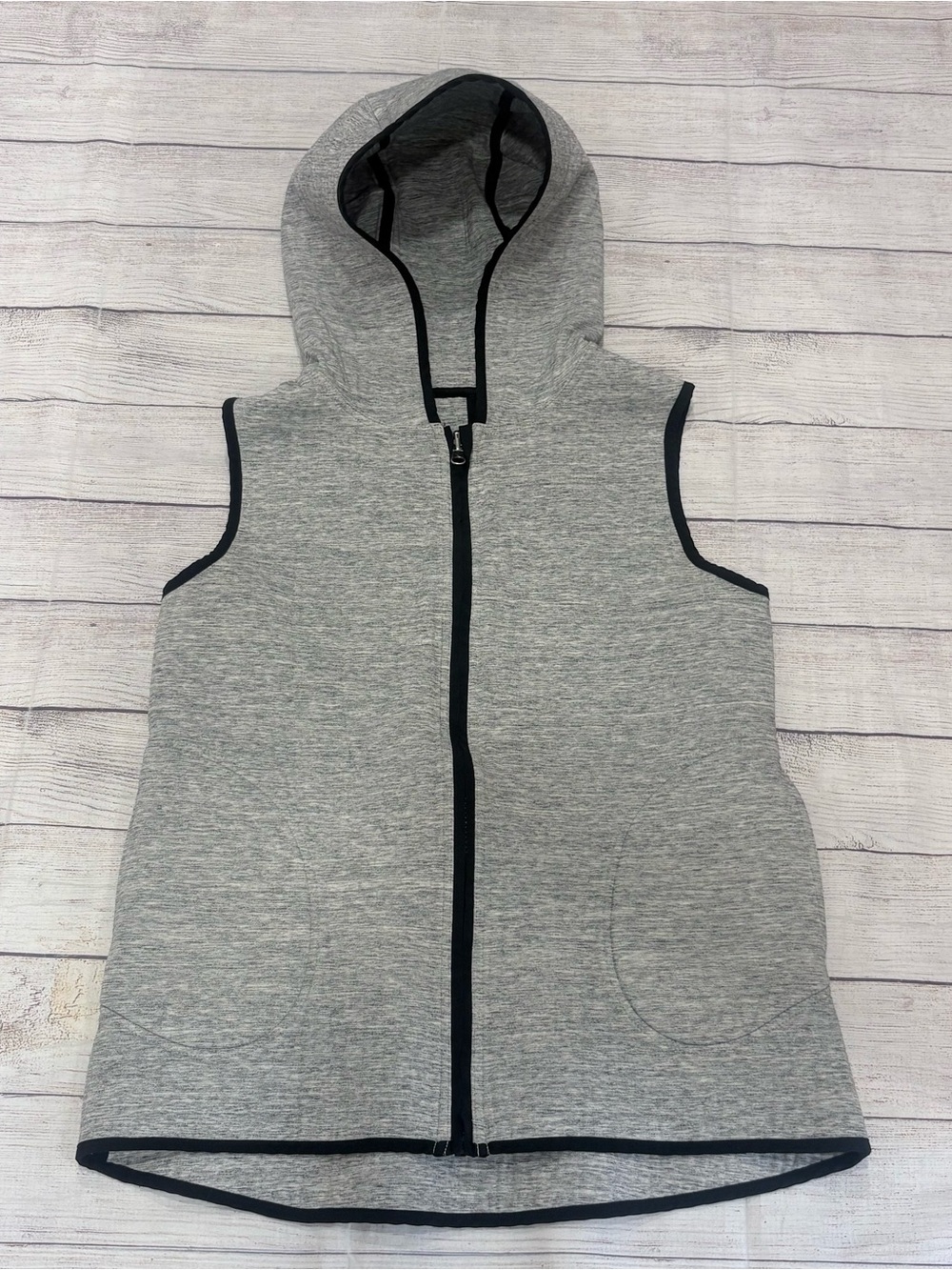 LULULEMON Insculpt Reversible Vest with Hood Size 10